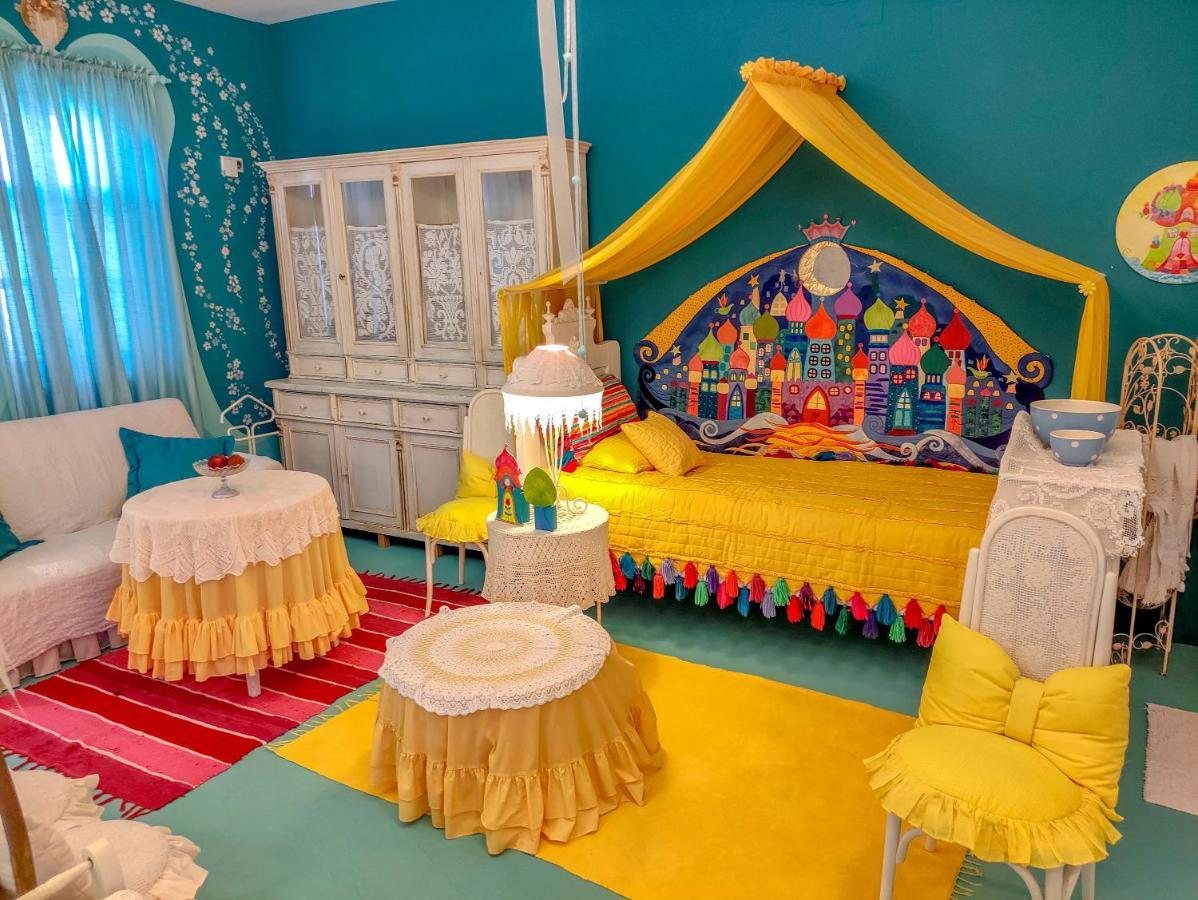 Feher Tulipan Apartman Hotel Debrecen Ngoại thất bức ảnh