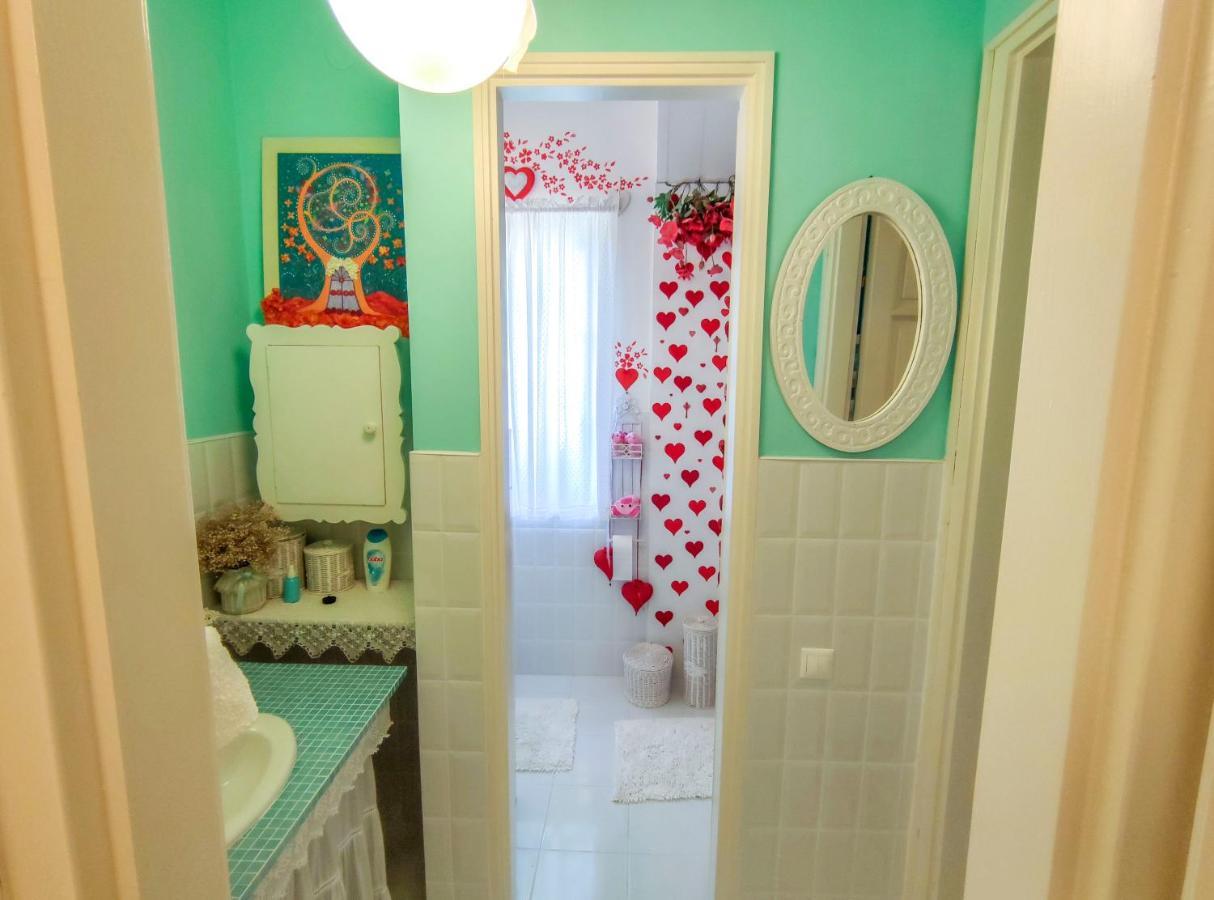 Feher Tulipan Apartman Hotel Debrecen Ngoại thất bức ảnh