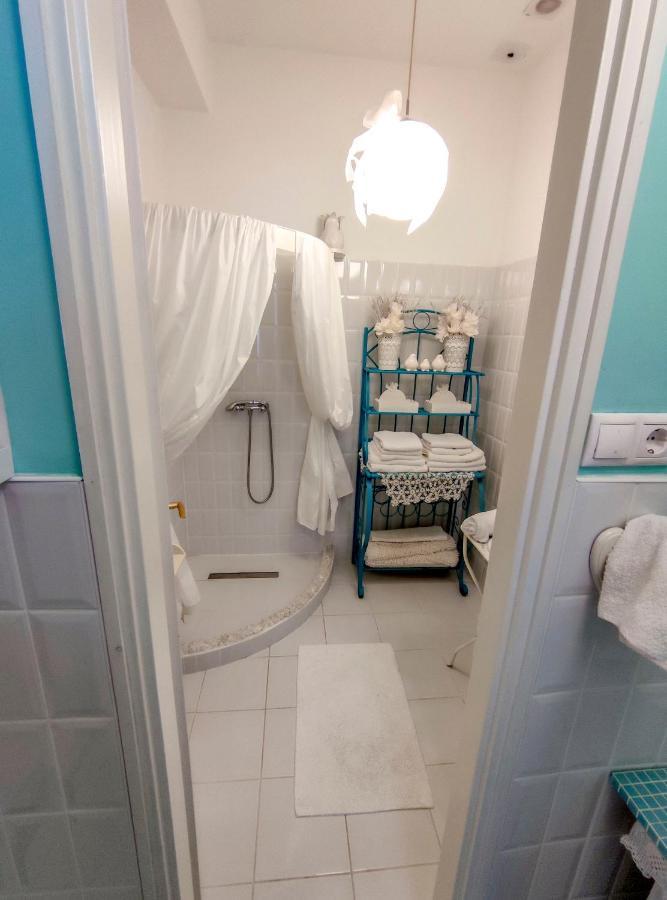 Feher Tulipan Apartman Hotel Debrecen Ngoại thất bức ảnh