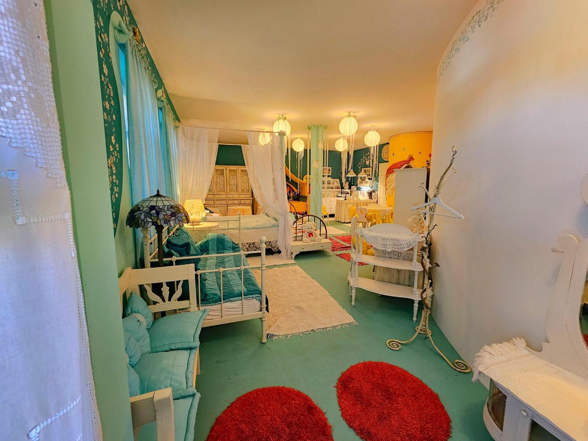 Feher Tulipan Apartman Hotel Debrecen Ngoại thất bức ảnh